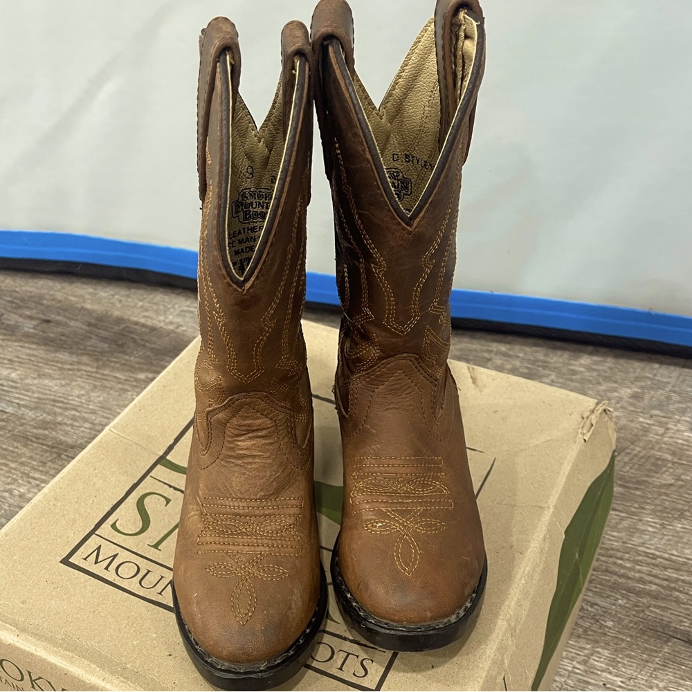 Kids Brown Western Cowboy Boots - Classic Pull-On Style - Picture 3 of 9